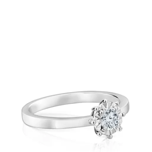 TOUS Les Classiques - Pierścionek z białego złota z małą diamentową rozetą Outlet
